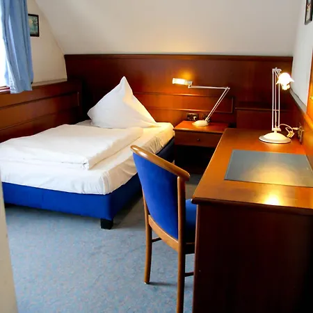 Hotel Garni Italia 3*